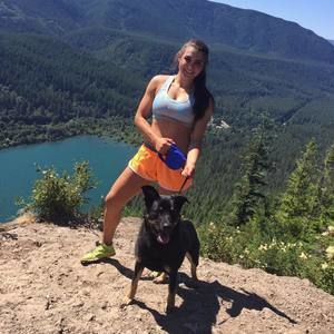 Meet your Posher, Julia